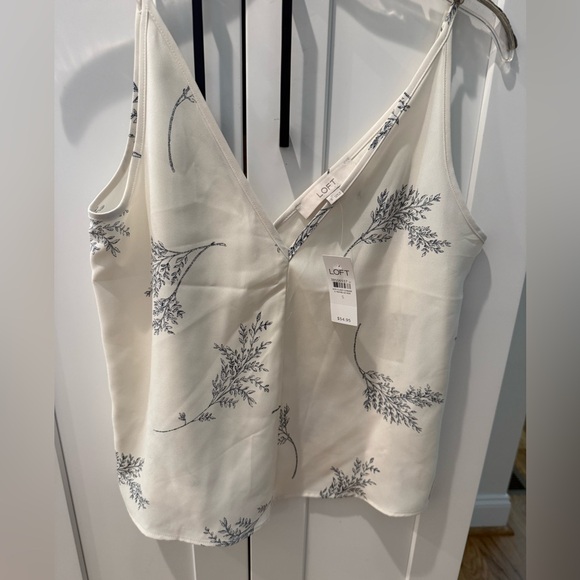 LOFT Tops - Loft , NWT sleeveless blouse / cami size small
